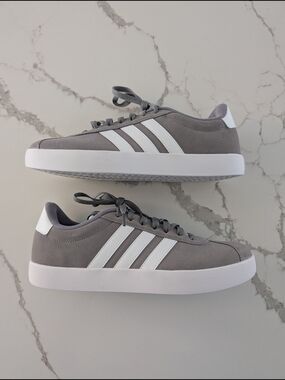 adidas VL Court 3.0 NWOT